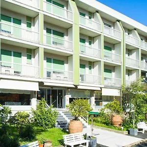 Ghironi Hotel